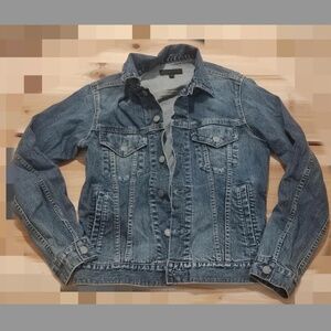 nwot men XS Uniqlo jean jacket